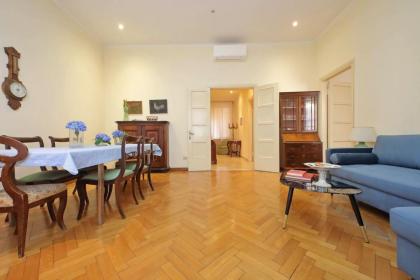 Spacious Parioli Apartment - image 9