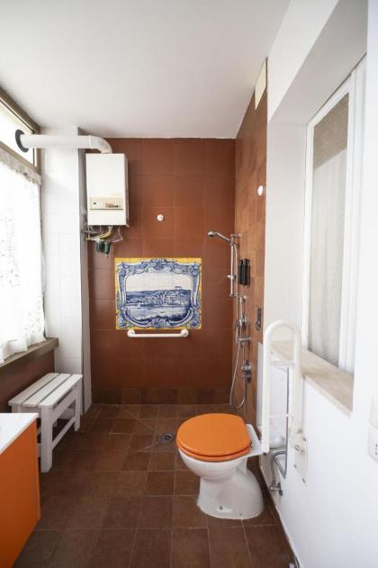 Trastevere 2 BR Cozy Apartment - image 20