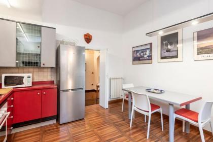 Stunning Center Rome Apartment - image 16