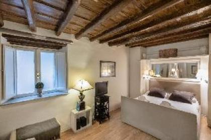 Rental In Rome Romantica Studio - image 3