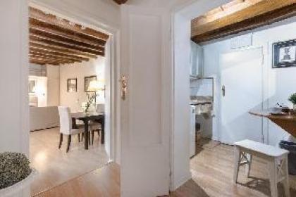 Rental In Rome Romantica Studio - image 6