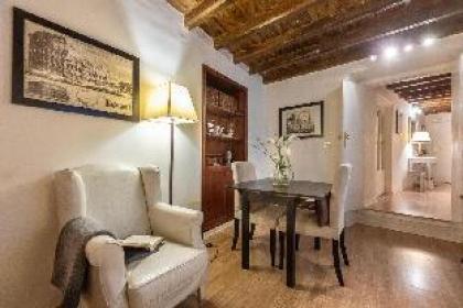 Rental In Rome Romantica Studio - image 8