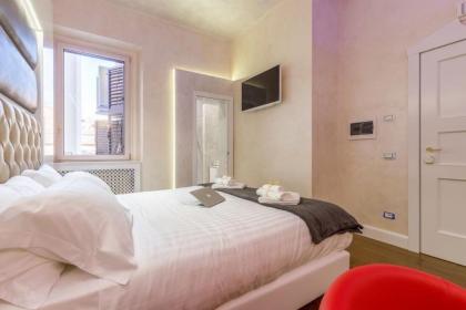 Piazza Venezia Luxury Suite - image 8