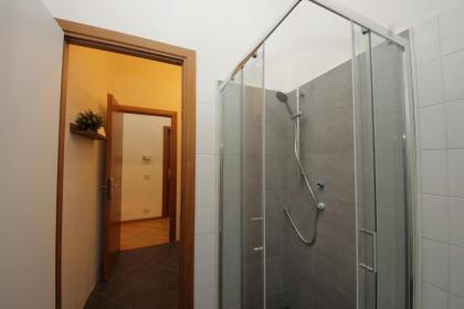 Giant Borghese Apartment - image 20