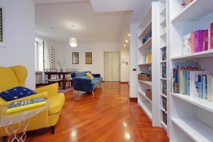 San Giovanni Cozy Apartment - image 5